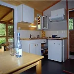 22m² Avec Terrasse Pour 5 Pers. - Api-1-52-629 Campsite